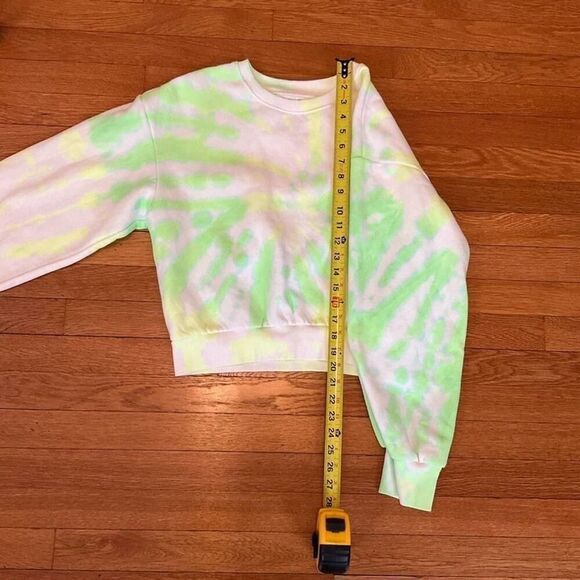 C'est Toi Green and White Tie Dye Cropped Sweatshirt NWT L - Picture 3 of 6